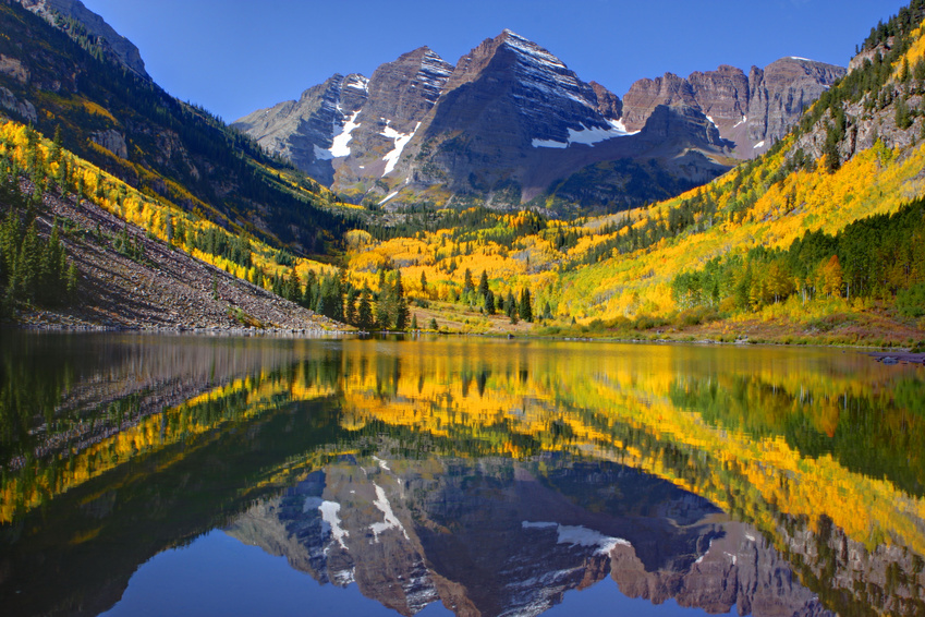 Maroon Bells in Aspen, CO in the fall