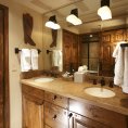 Aspen Square suite bathroom
