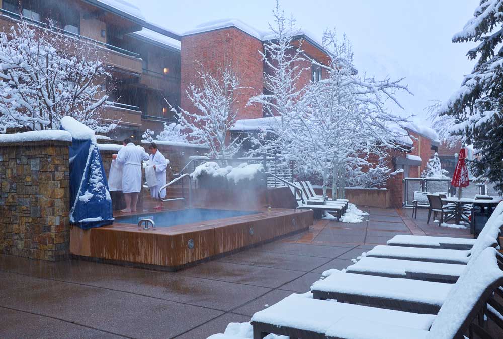 Exterior of Aspen Square in the winter