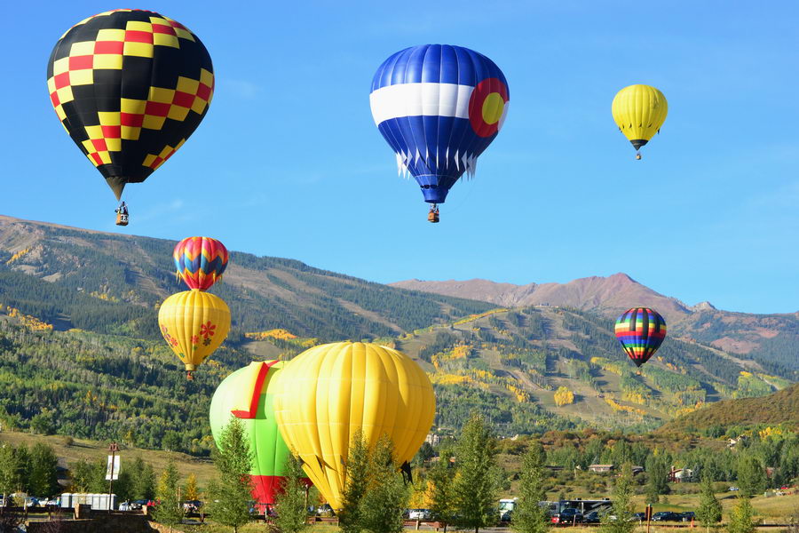 SNOWMASS BALLOON FESTIVAL TAKES OFF Aspen Square Hotel Blog