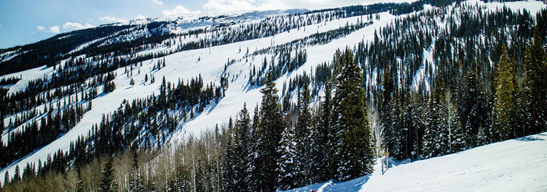 Spring skiing in Aspen Spring skiing in Aspen